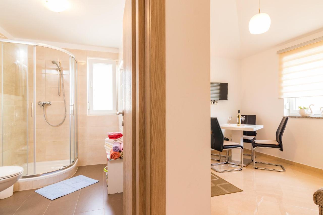 Apartment Simic In Fazana App 4 Bagian luar foto